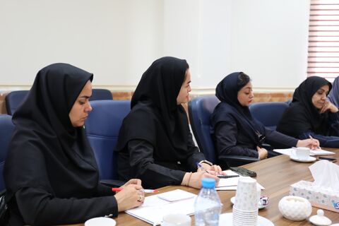 نشست مدیرکل با مسئولان مراکز فرهنگی هنری
