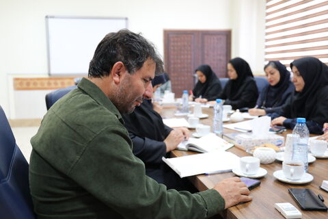 نشست مدیرکل با مسئولان مراکز فرهنگی هنری