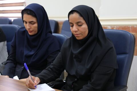 نشست مدیرکل با مربیان مراکز