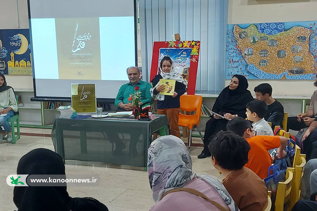 قلم، پیونددهنده دلها در دنیای صلح/ احمد خدادوست از مسوولیت اهل قلم سخنگفت