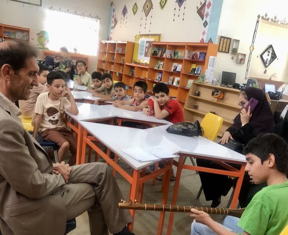اعضای مرکز شماره ۱ صحنه میزبان مدیرکل کانون کرمانشاه شدند