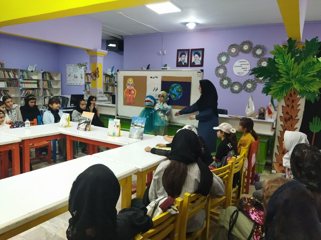 پویش ملی «۲۵ درجه؛ قرار همدلی» در مرکز چالدران رنگ فرهنگ و خلاقیت گرفت