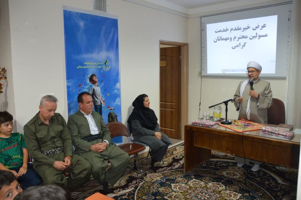 کانون پاوه برنامه‌های روز ادبیات کودک و نوجوان را با همکاری ادارات شهرستان برگزار کرد