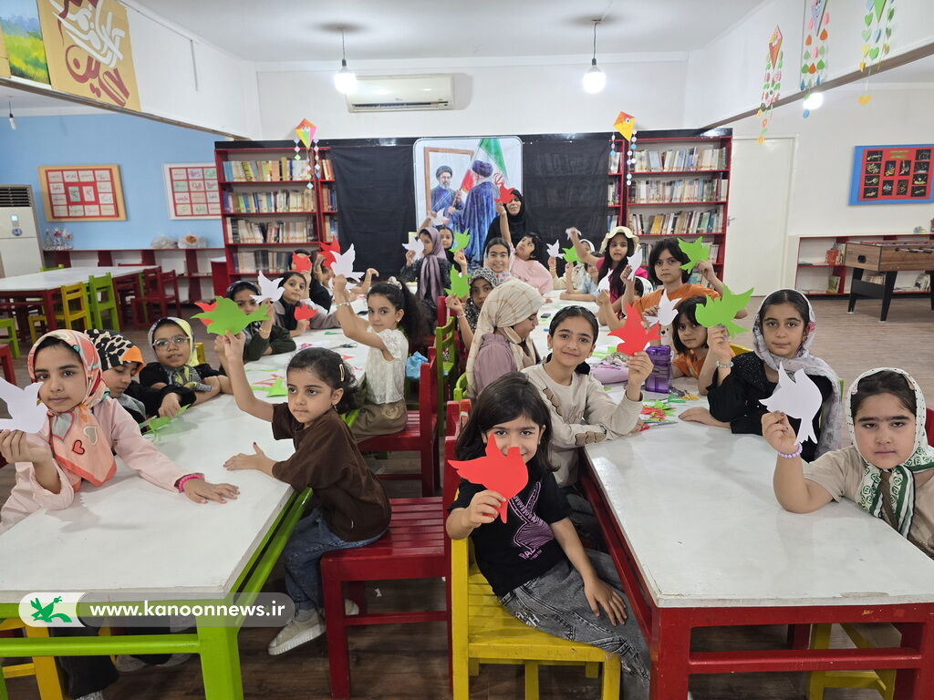 پرواز به سوی نور؛ ویژه بزرگداشت رهبر شهید در مراکز کانون استان بوشهر