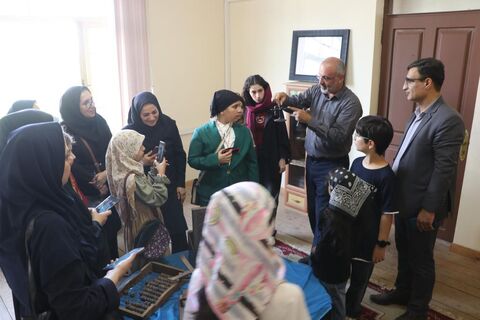 بازدید کانونی ها ازپست موزه مدرسه شهر رشت