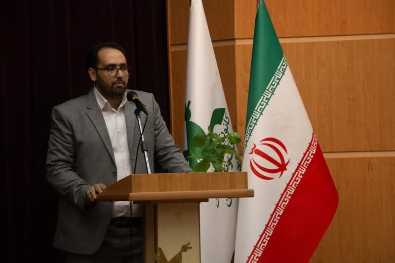 میلاد مرادی اجرای«از الوند تا خلیج فارس؛ همراه جنوبیم» در مراکز فرهنگیهنری همدان