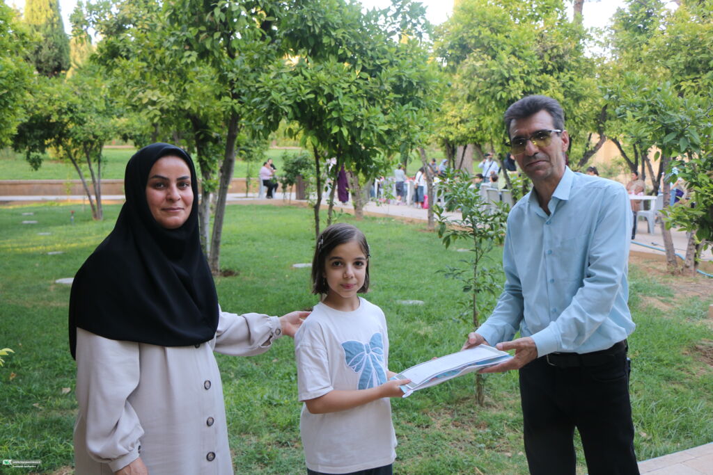 حافظیه، میزبان پیوند دل‌نشین کودکان و نوجوانان با جهان شعر و خیال