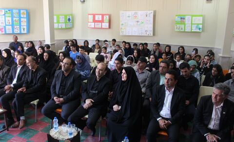 صد و دومین نشست انجمن شعر آفرینش با تلفیقی از نقد ادبی، تقدیر از فعالان فرهنگی و بازدید از آثار تاریخی، گامی مؤثر در تقویت پیوند میان هنر، دین و تاریخ در فضای فرهنگی شهر مهربان برگزار شد.