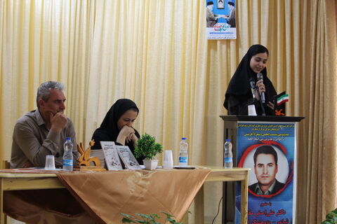 صد و دومین نشست انجمن شعر آفرینش با تلفیقی از نقد ادبی، تقدیر از فعالان فرهنگی و بازدید از آثار تاریخی، گامی مؤثر در تقویت پیوند میان هنر، دین و تاریخ در فضای فرهنگی شهر مهربان برگزار شد.
