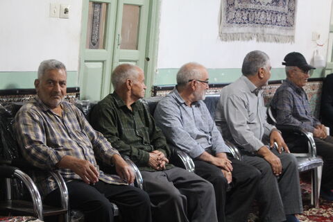 صد و دومین نشست انجمن شعر آفرینش با تلفیقی از نقد ادبی، تقدیر از فعالان فرهنگی و بازدید از آثار تاریخی، گامی مؤثر در تقویت پیوند میان هنر، دین و تاریخ در فضای فرهنگی شهر مهربان برگزار شد.