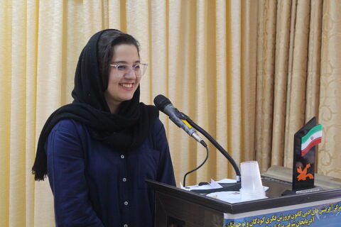 صد و دومین نشست انجمن شعر آفرینش با تلفیقی از نقد ادبی، تقدیر از فعالان فرهنگی و بازدید از آثار تاریخی، گامی مؤثر در تقویت پیوند میان هنر، دین و تاریخ در فضای فرهنگی شهر مهربان برگزار شد.