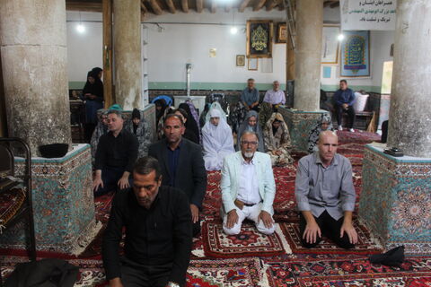 صد و دومین نشست انجمن شعر آفرینش با تلفیقی از نقد ادبی، تقدیر از فعالان فرهنگی و بازدید از آثار تاریخی، گامی مؤثر در تقویت پیوند میان هنر، دین و تاریخ در فضای فرهنگی شهر مهربان برگزار شد.