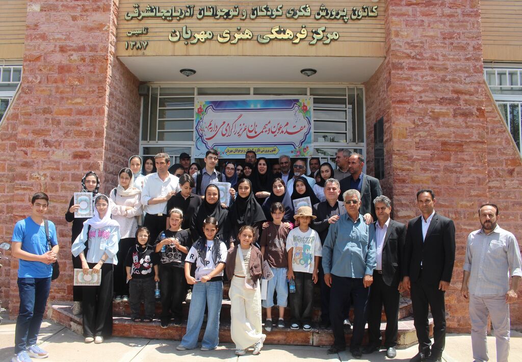 مهربان میزبانی شهر مهربان از صد و دومین نشست اثرخوانی و نقد شعر نوجوانان