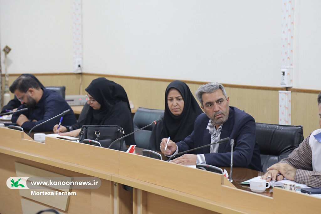 مدیرکل کانون استان یزد در نشست اوقات فراغت استانداری