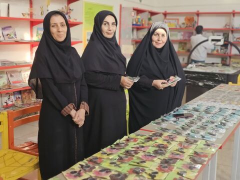 گزارش تصویری پویش هدیه خوبان ( دست سازه ها) در مراکز استان ایلام