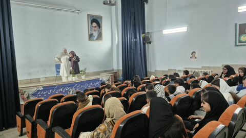 قاب‌هایی از نمایش «نگهبان آسمان» در مراکز کانون استان اردبیل