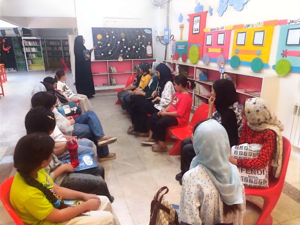 ماه سفر کودکان و نوجوانان کانون همدان به ماه