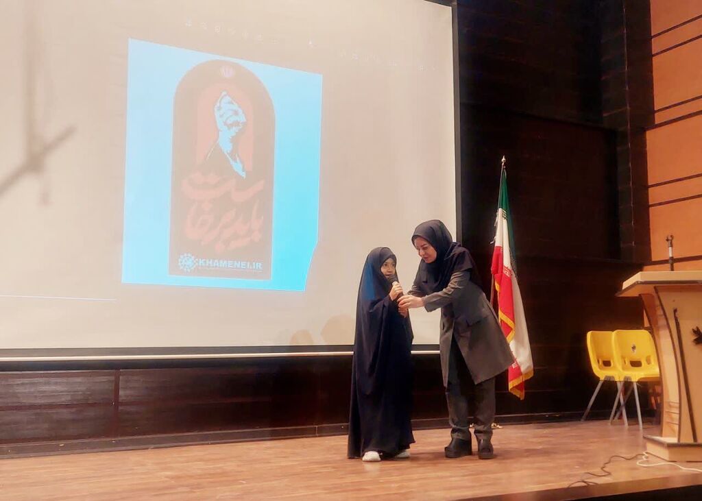روایتگری با «چهل روز، چهل یادواره» در مرکز شماره ۴ کانون کرمانشاه همراه شد