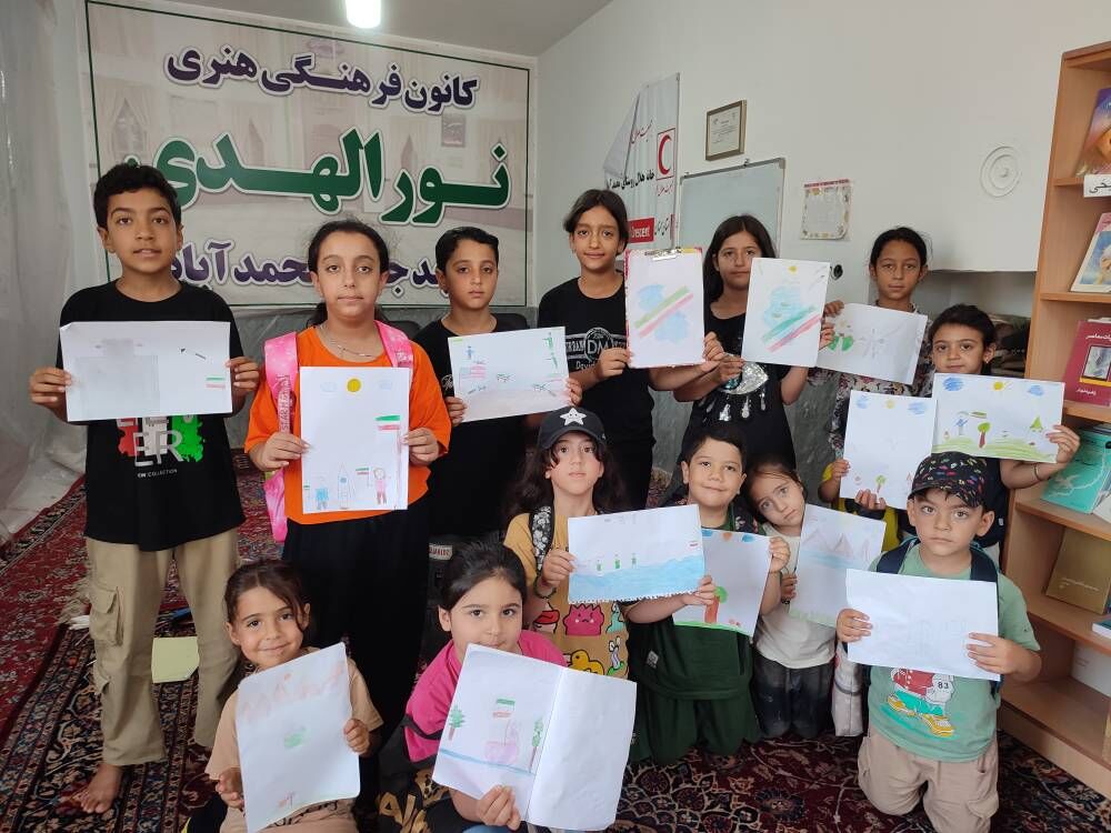 روایت قصه، شعر و شادی برای کودکان روستای محمدآباد میامی