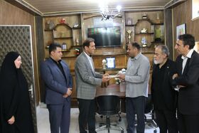 از فعالان حوزه کتاب و موسیقی کودک و نوجوان در کانون کرمانشاه تجلیل شد