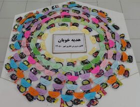 دست‌سازه‌های عاشورایی برای زائران کوچک اربعین