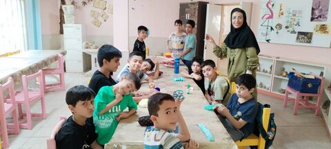 «بزرگ‌ترین دخترِ عالم» در آیینه هنر اعضای کانون استان اصفهان