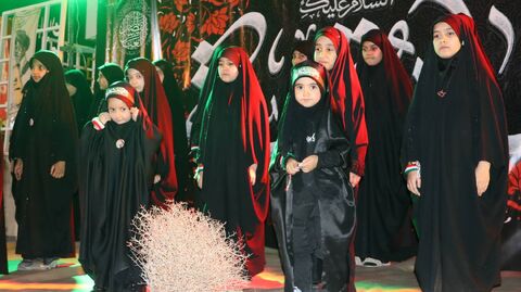 «بزرگ‌ترین دخترِ عالم» در آیینه هنر اعضای کانون استان اصفهان