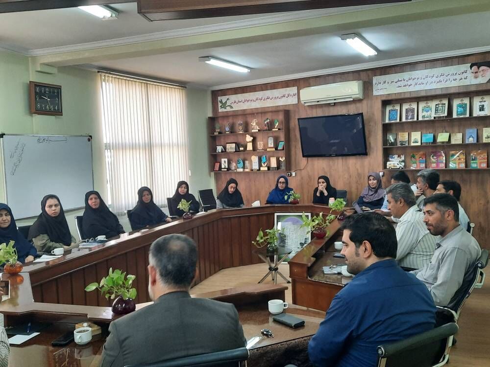 راضیه احمدی معاون فرهنگی کانون فارس شد