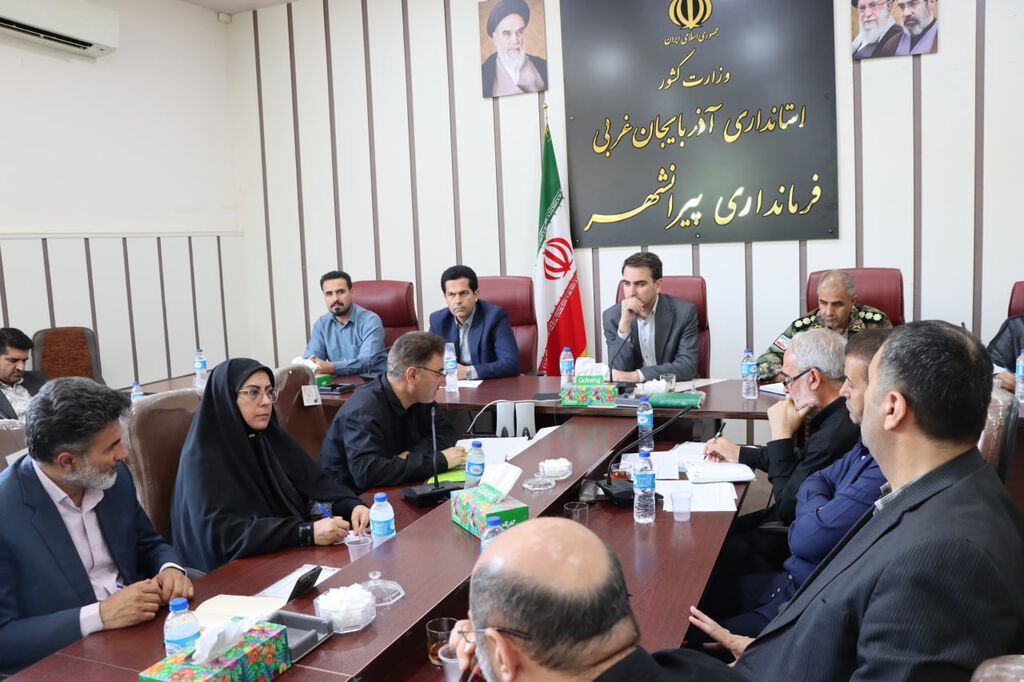 حضور مدیرکل کانون آذربایجانغربی در نشست هماهنگی مواکب خدمترسان مرز تمرچین حضور مدیرکل کانون آذربایجانغربی در نشست هماهنگی مواکب خدمترسان مرز تمرچین