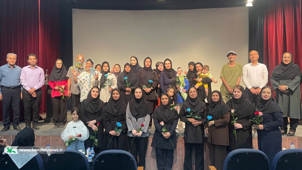 نشست نقد و بررسی مستند «آخرین دختر» در سینما کانون بوشهر برگزار شد