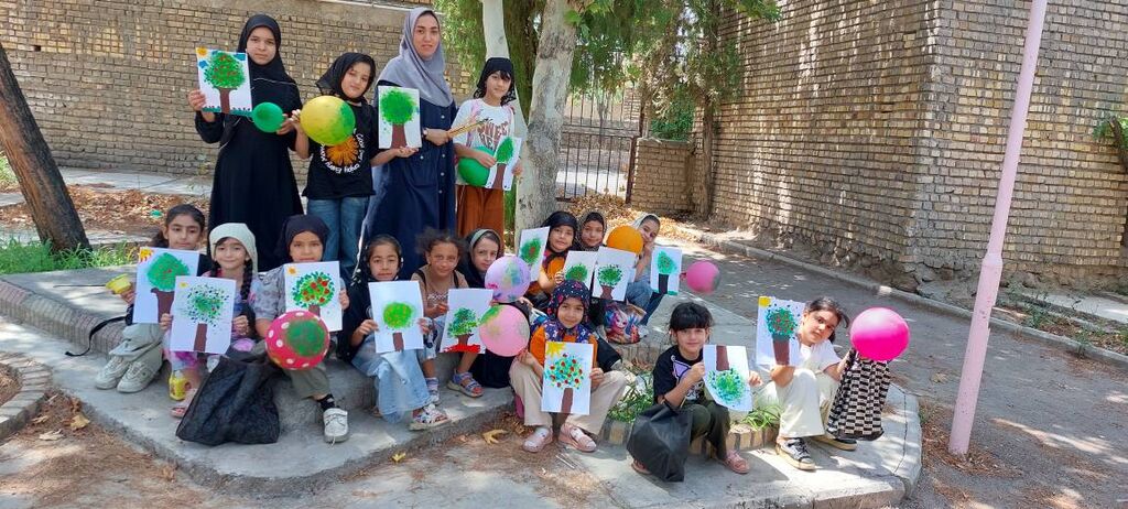 اعضای کانون میامی یک روز هنری و پرنشاط را در دل طبیعت تجربه کردند