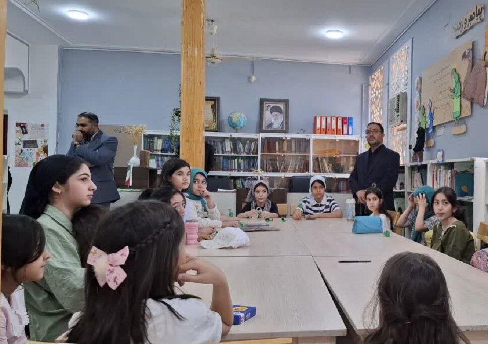 حضور مدیرعامل کانون در نشست شورای آموزش و پرورش استان خوزستان