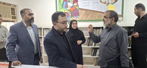 بازدید مدیرعامل کانون پرورش فکری از مراکز فرهنگی هنری اهواز