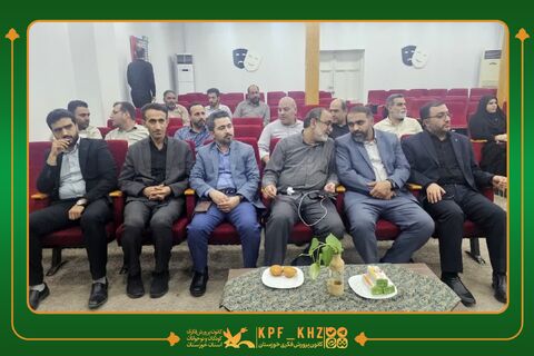 نشست صمیمی علامتی با همکاران ستادی و مربیان کانون اهواز