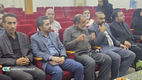 نشست صمیمی علامتی با همکاران ستادی و مربیان کانون اهواز
