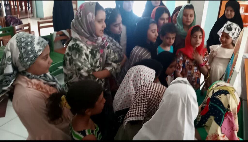 سوگواره «چهل روز، چهل یادواره» در مرکز شماره ۷ کانون کرمانشاه برگزار شد