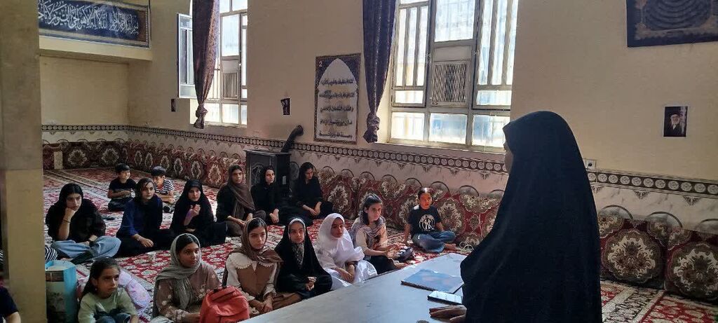 کرمانشاه. سرپلذهاب. روایتگری ویژهبرنامه روایتگری عاشورایی در روستای رفیع پاتاق سرپلذهاب برگزار شد