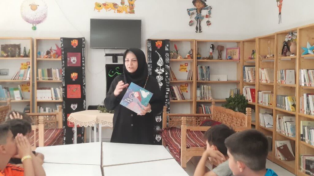 کرمانشاه. مرکز شماره ۱۰ . روایتگری «روایتگری عاشورایی» برای اعضای مرکز شماره ۱۰ کانون کرمانشاه برگزار شد