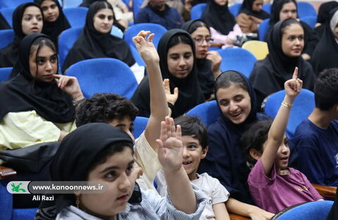 آلبوم تصویری افتتاح نمایشگاه دست سازه های حسینی و دیدار مدیرعامل کانون با اعضا مراکز استان بوشهر