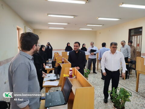 آلبوم تصویری بازدید مدیرعامل کانون پرورش فکری از حوزه های برگزاری آزمون نهایی بوشهر