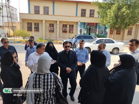 آلبوم تصویری بازدید مدیرعامل کانون پرورش فکری از حوزه های برگزاری آزمون نهایی بوشهر