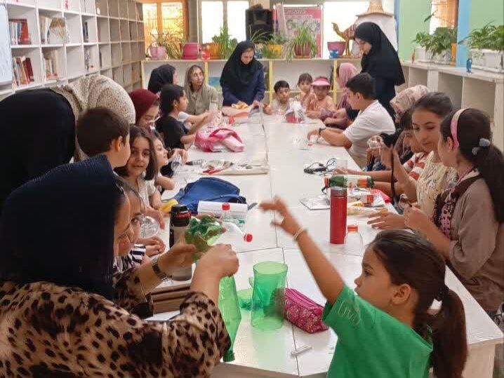 آشنایی اعضای مرکز هشتگرد با آب‌های زیرزمینی، قنات و انرژی برق