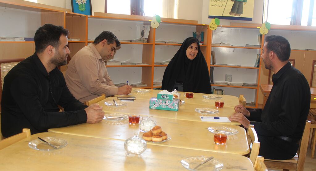 بازدید میدانی مدیرکل کانون پرورش فکری آذربایجان شرقی از مرکز فرهنگی شهرستان چاراویماق