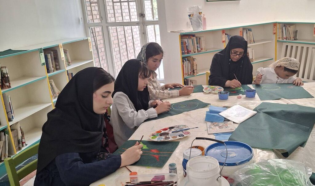 پویش «هدیه خوبان» در مرکز فرهنگیهنری شماره ۸ کانون استان تهران برگزار شد