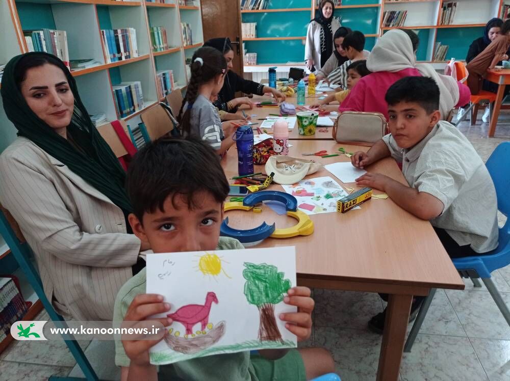 پیوند نسل‌ها با دنیای کتاب در پویش «مادران کتابخوان» کانون شهرستان دهگلان