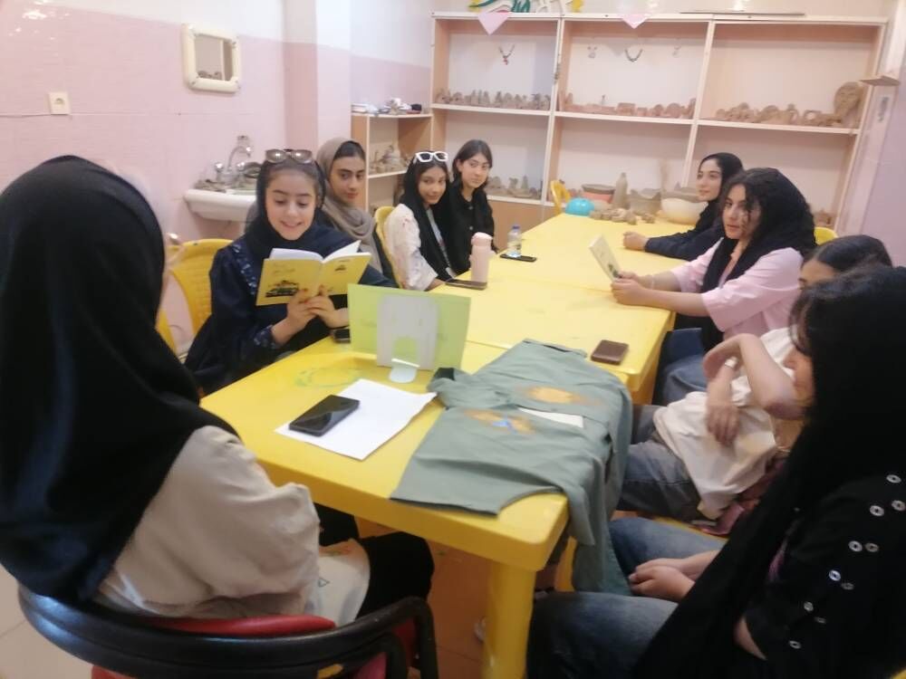 انجمن کتابخوانی مرکز شماره ۲ شاهرود «توران تور» را واکاوی کرد