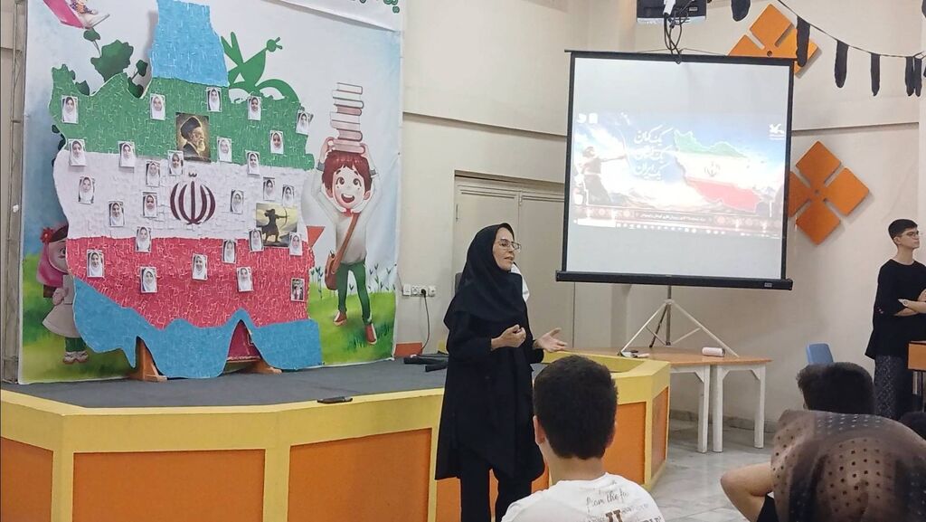 ویژه‌برنامه «یک کمان، یک نشان، یک ایران» در مرکز ۳۵ کانون استان تهران برگزار شد