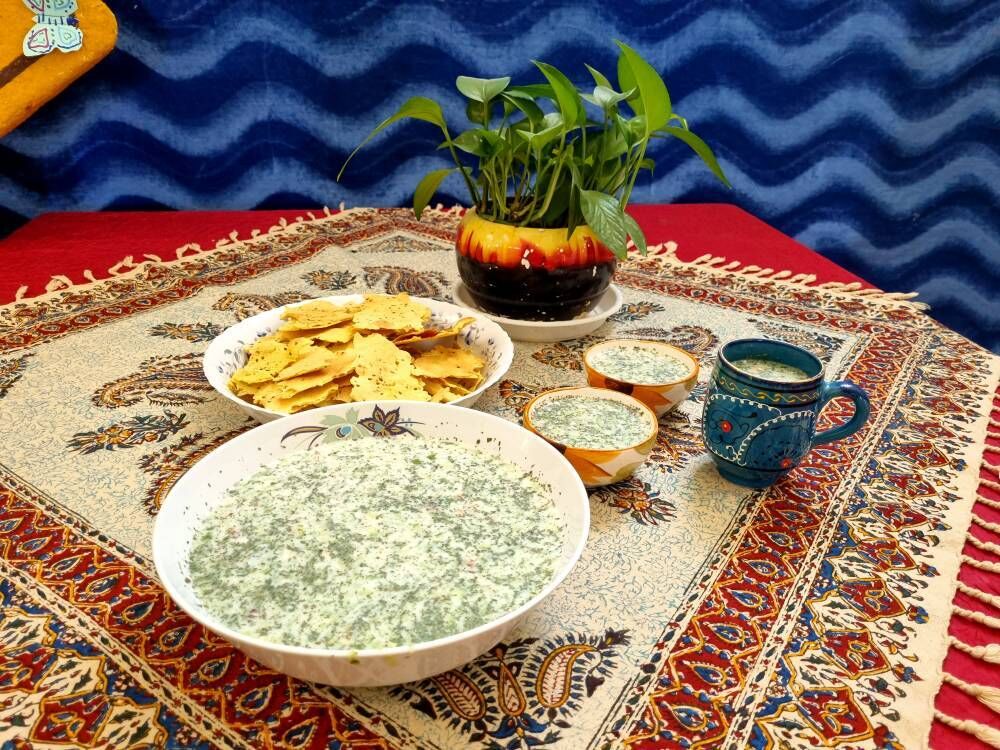 تجلی نور بندگی در گلستان سجاده های سپید دختران صفاشهری