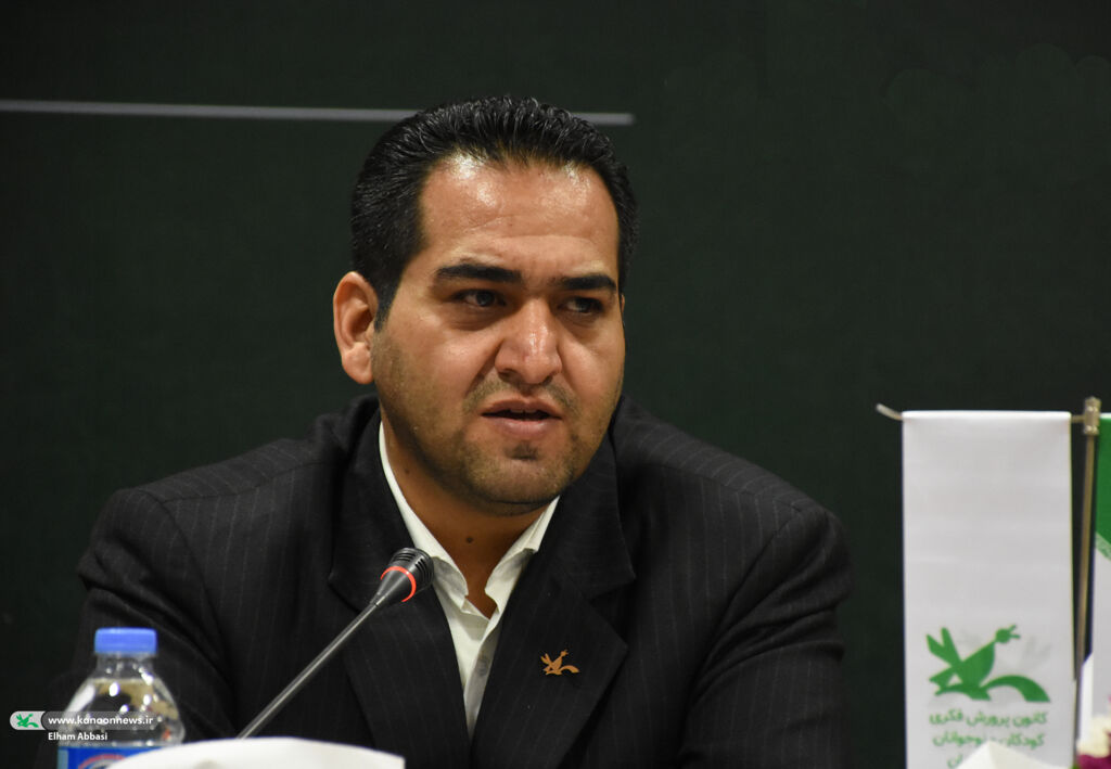 مدیرکل سمنان مرتضی مزینانی؛ رئیس دبیرخانه علمی مرحله استانی رویداد «مأموریت ماکان» در سمنان شد