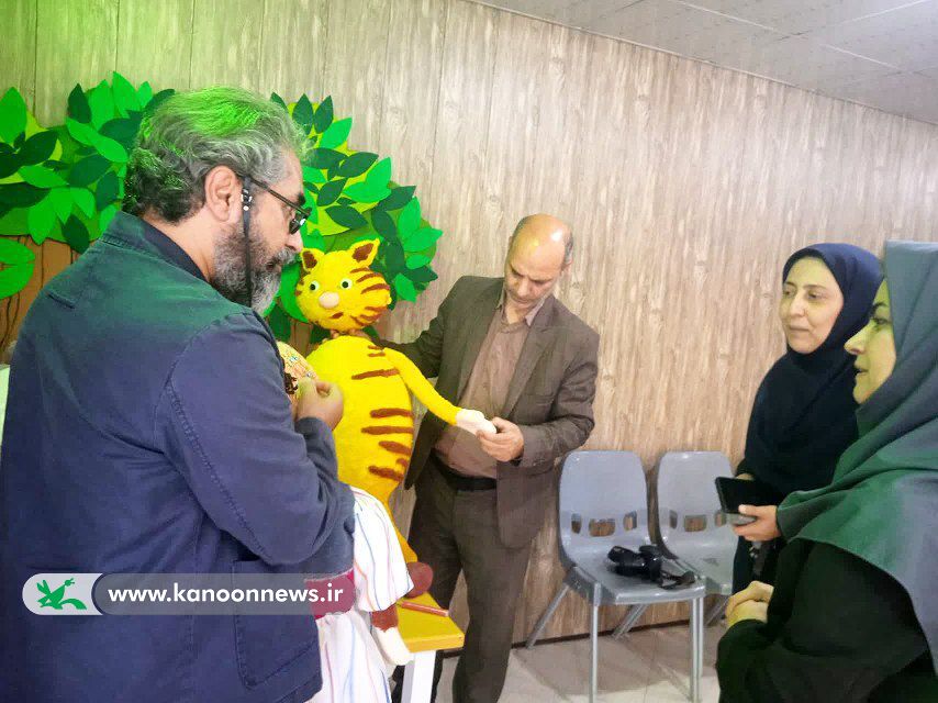 بازدید_مرکزی از «نشست بیتکلفِ بازیگری» تا ارزیابی میدانی مراکز کانون استان مرکزی